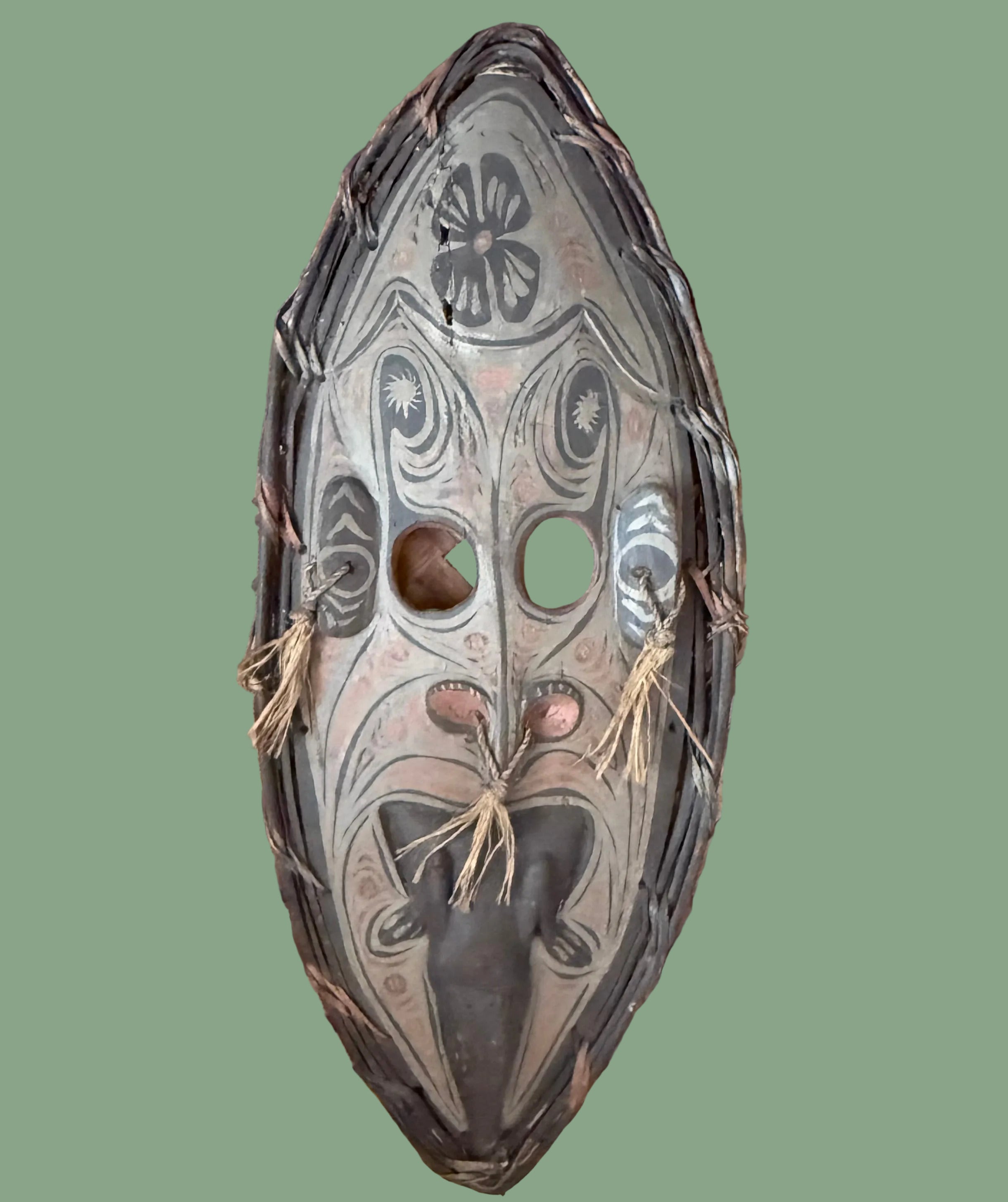Vintage Papua New Guinea Authentic Sepik River Ancestrial Mask 24