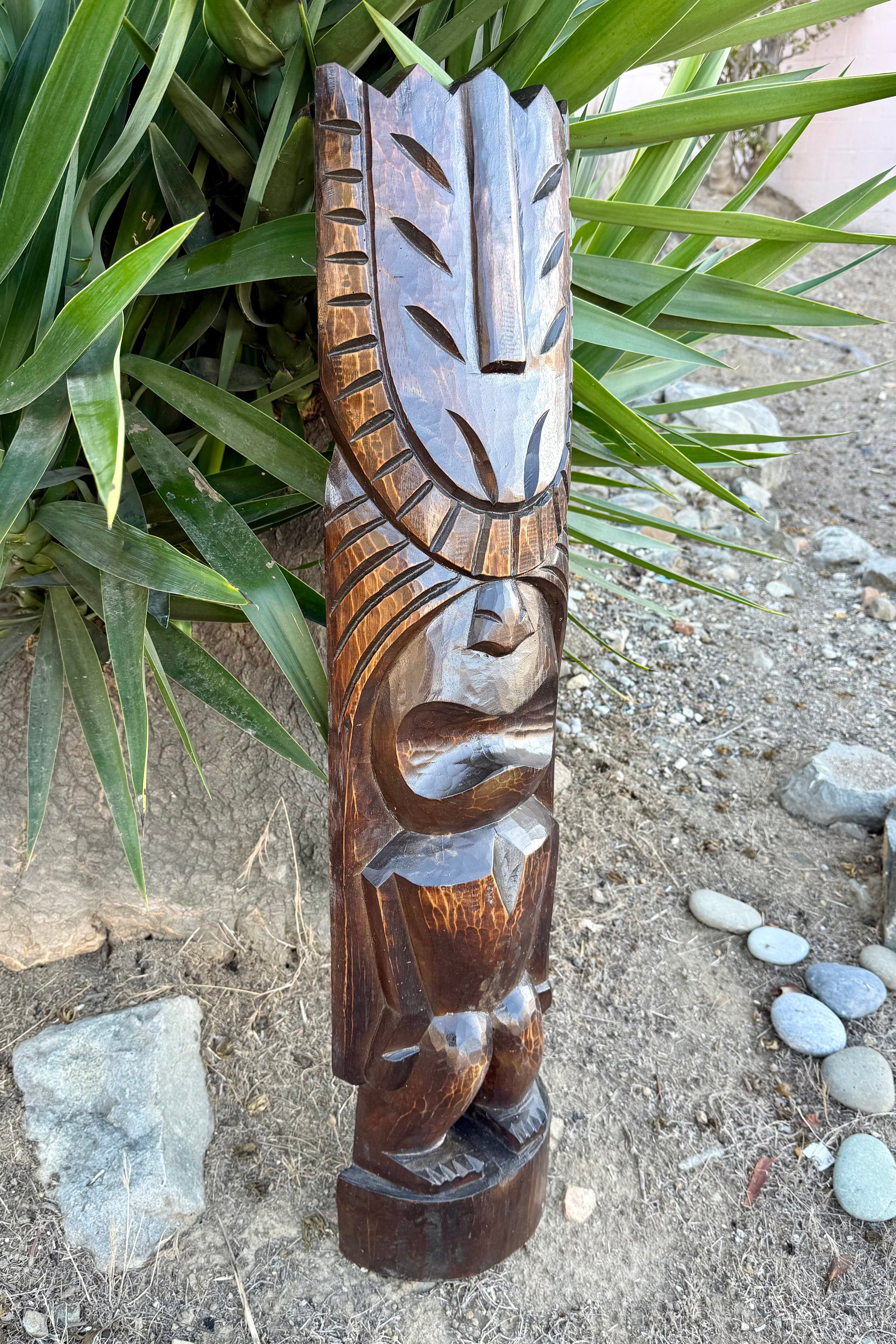 kanaloa half statue right