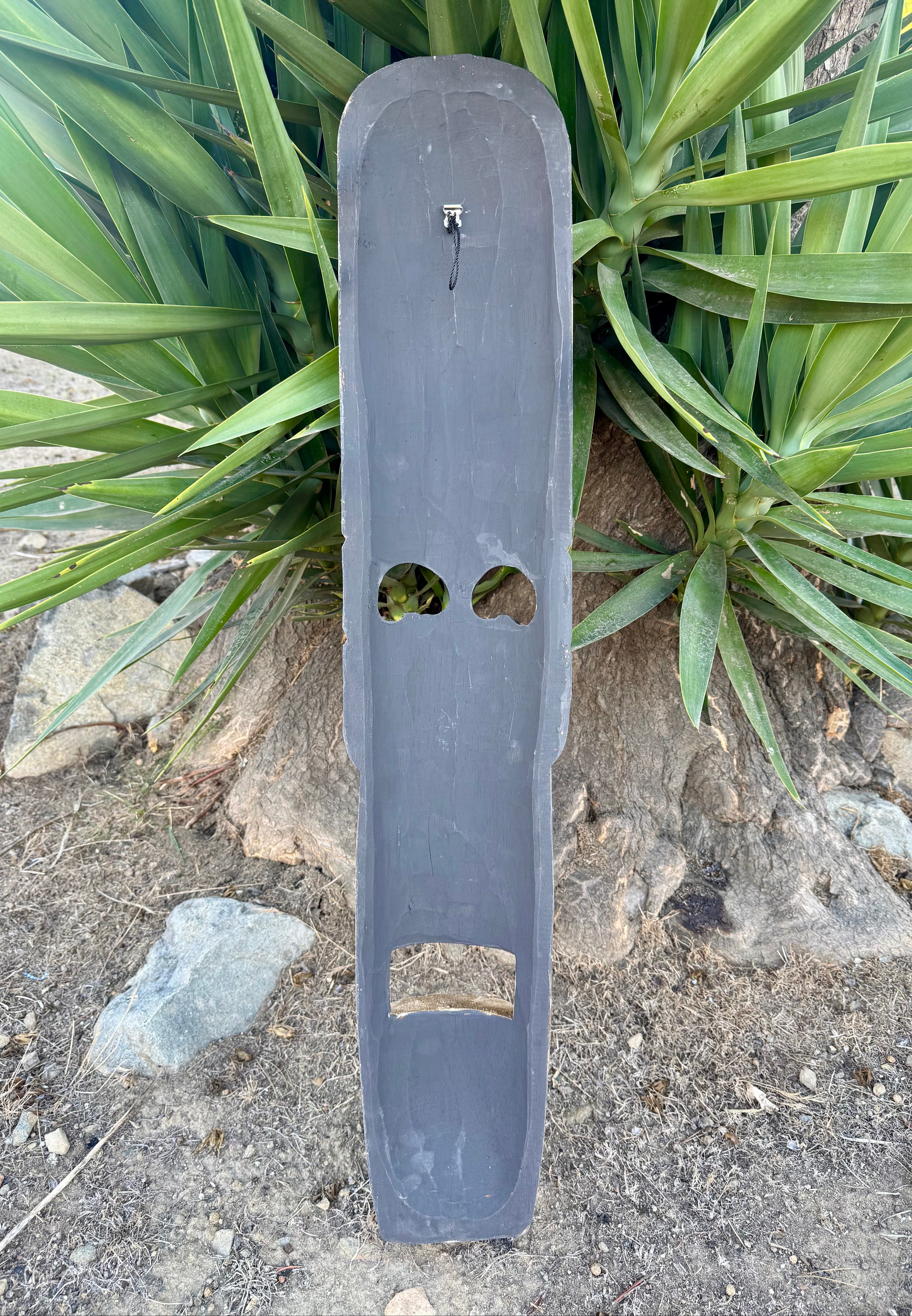 skull tiki mask back